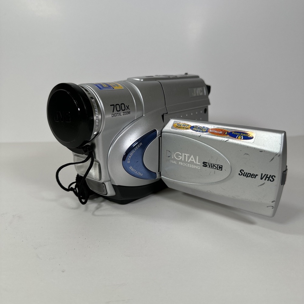 JVC Camcorder GR-SXM260U Compact VHS C High Res Video Camera‎ UNTESTED